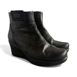 Naot Womens Size 40/10 Ankle Boots Black Leather Side Zip Comfort Wedge Platform